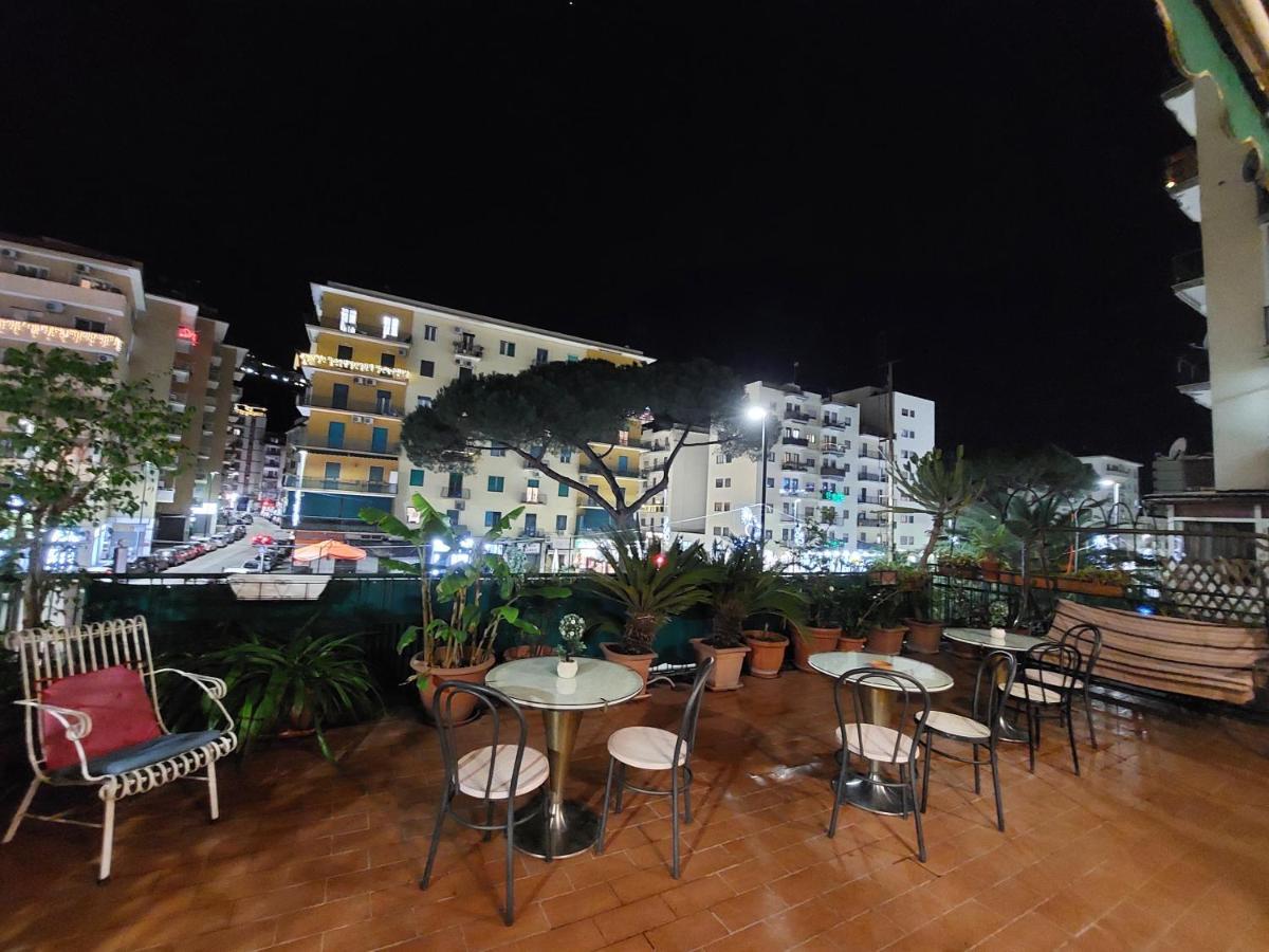 Apartmán Domus Cesare Neapol Exteriér fotografie