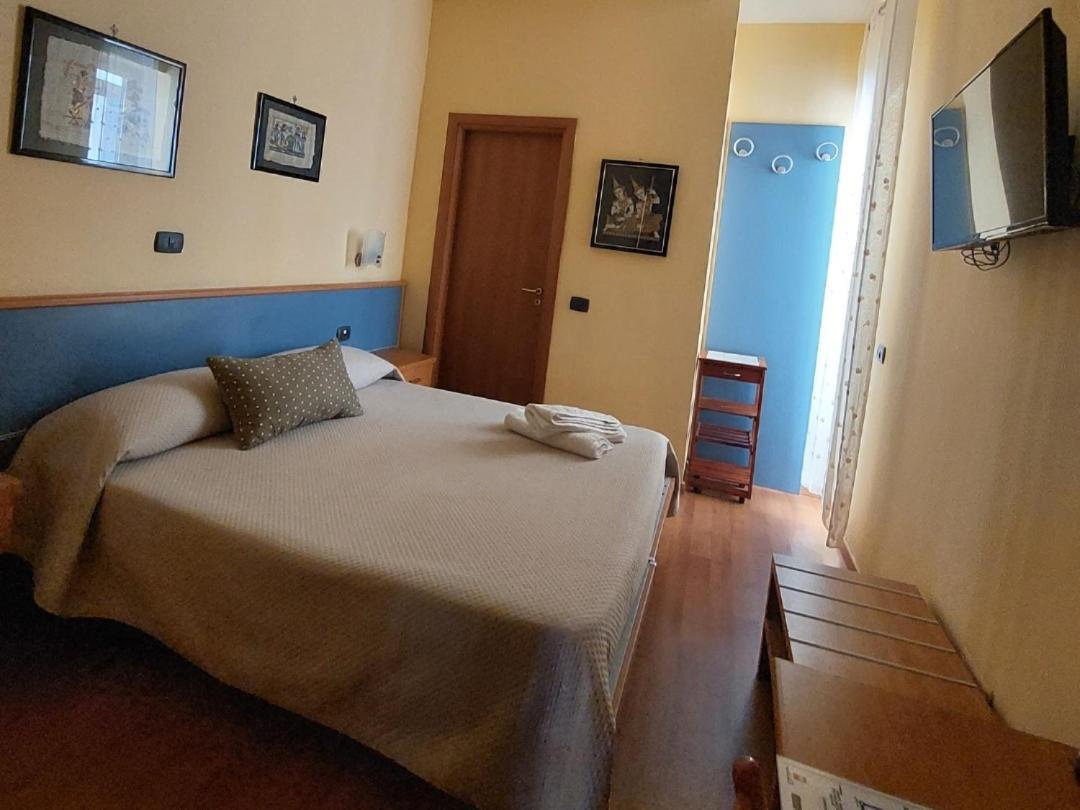 Apartmán Domus Cesare Neapol Exteriér fotografie